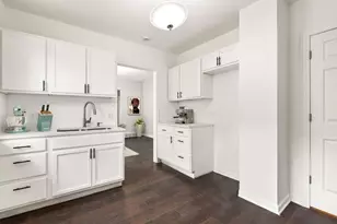 11217 S Eggleston Ave, Chicago, IL 60628 - Photo 4