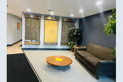 1750 N Marywood Avenue #402, Aurora, IL 60505 - Photo 4