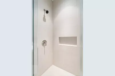 118 E Erie Street #18B, Chicago, IL 60611 - Photo 26