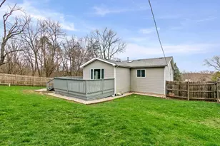 2402 Michael St, Wonder Lake, IL 60097 - Photo 20