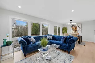 3509 Lawson Rd, Glenview, IL 60026 - Photo 10