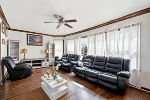 1018 W 115th St, Chicago, IL 60643 - Photo 4