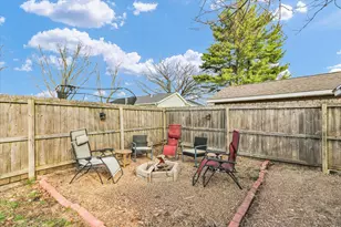 205 S Cory St, Tolono, IL 61880 - Photo 26