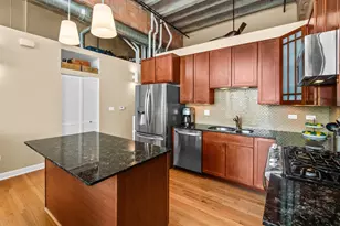 2545 S Dearborn St, Chicago, IL 60616 - Photo 6