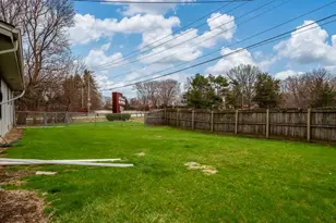 6435 Columbine Blvd, Rockford, IL 61108 - Photo 36