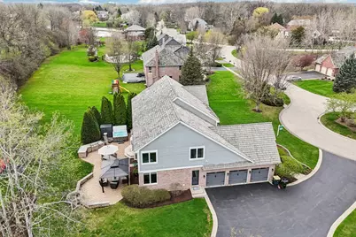 14101 W Rodmell Court, Libertyville, IL 60048 - Photo 2