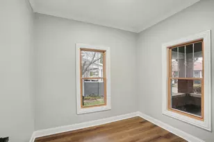 811 Kelly Ave, Joliet, IL 60435 - Photo 8