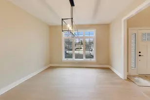 9322 S 54th Ave, Oak Lawn, IL 60453 - Photo 6