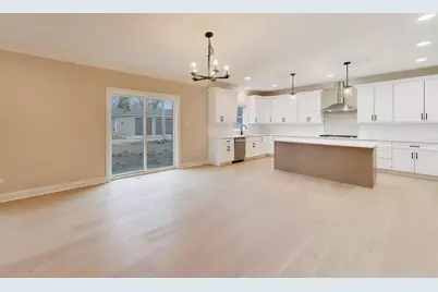 9322 S 54th Avenue, Oak Lawn, IL 60453 - Photo 8