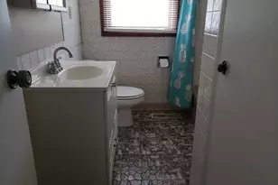 302 St Jude Ave, Joliet, IL 60436 - Photo 6