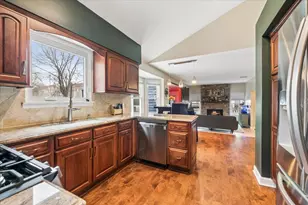 1237 Churchill Rd, Bartlett, IL 60103 - Photo 14