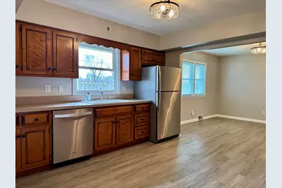 414 Bevan Drive E, Joliet, IL 60435 - Photo 10