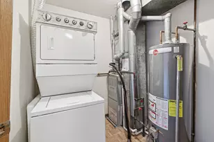 36 Gant Cir, Streamwood, IL 60107 - Photo 20