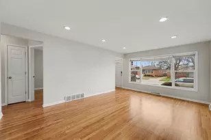 445 Luella Ave, Calumet City, IL 60409 - Photo 4