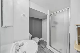 430 Gierz St, Downers Grove, IL 60515 - Photo 30