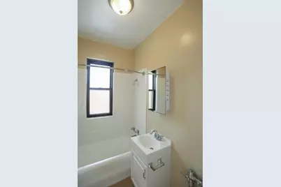 5326 S Cornell Avenue #411, Chicago, IL 60615 - Photo 6