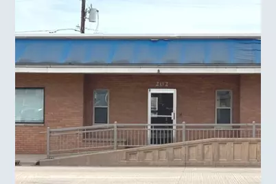 202 S Bridge Street, Yorkville, IL 60560 - Photo 2