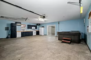 203 E Lake St, Ashkum, IL 60911 - Photo 16