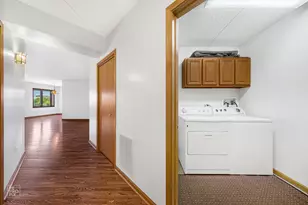 5555 N Cumberland Ave, Chicago, IL 60656 - Photo 6