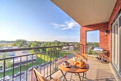 5555 N Cumberland Avenue #711, Chicago, IL 60656 - Photo 8