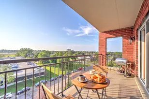 5555 N Cumberland Ave, Chicago, IL 60656 - Photo 8