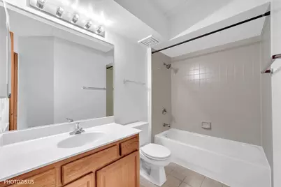 5555 N Cumberland Avenue #711, Chicago, IL 60656 - Photo 16
