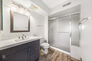 5555 N Cumberland Ave, Chicago, IL 60656 - Photo 10