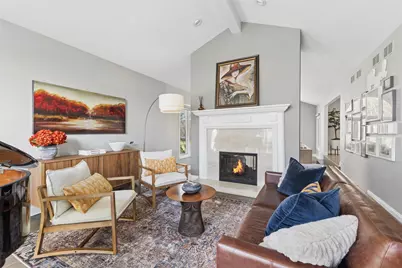 11602 Briarwood Lane, Burr Ridge, IL 60527 - Photo 6