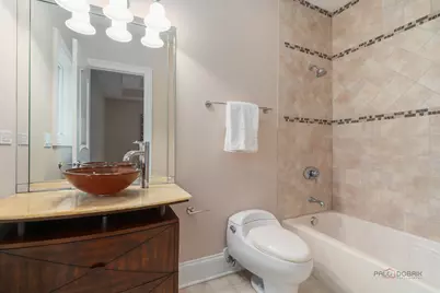 26 E Peter Lane, Hawthorn Woods, IL 60047 - Photo 34