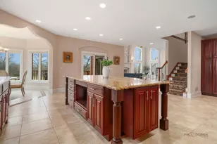 26 E Peter Ln, Hawthorn Woods, IL 60047 - Photo 16