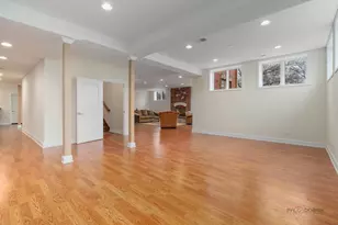 26 E Peter Ln, Hawthorn Woods, IL 60047 - Photo 48