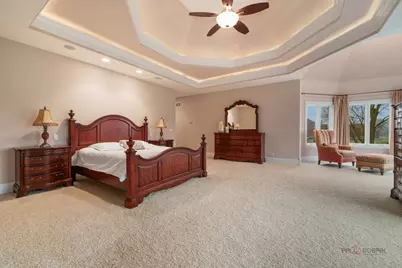 26 E Peter Lane, Hawthorn Woods, IL 60047 - Photo 32