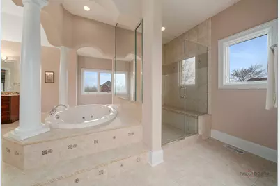 26 E Peter Lane, Hawthorn Woods, IL 60047 - Photo 38