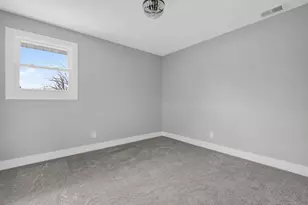 339 Blackhawk Dr, Park Forest, IL 60466 - Photo 20