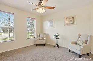 1963 Sycamore Ln, Island Lake, IL 60042 - Photo 4