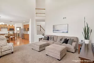 1963 Sycamore Ln, Island Lake, IL 60042 - Photo 10