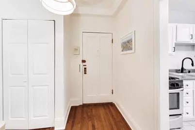 640 W Waveland Avenue #2F, Chicago, IL 60613 - Photo 2