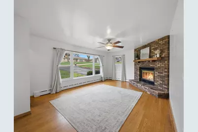 3718 Hillcrest Place, Johnsburg, IL 60051 - Photo 2