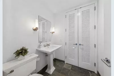 401 N Wabash Avenue #45D, Chicago, IL 60611 - Photo 8