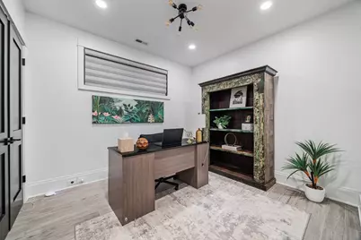 1107 W Chestnut Street #1W, Chicago, IL 60642 - Photo 22