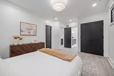 1107 W Chestnut Street #1W, Chicago, IL 60642 - Photo 18