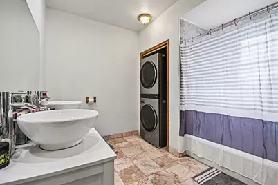 7228 39th Street #2W, Lyons, IL 60534 - Photo 12