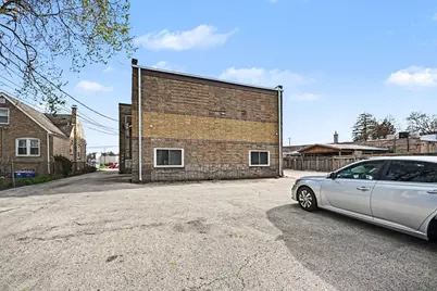 7228 39th Street #2W, Lyons, IL 60534 - Photo 2