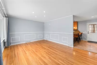 7247 W 112th Street, Worth, IL 60482 - Photo 6