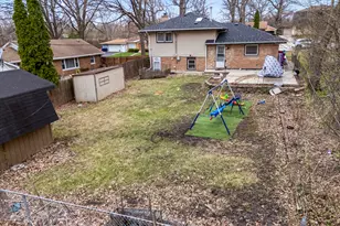 7247 W 112th St, Worth, IL 60482 - Photo 24