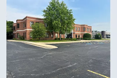 2260 W Higgins Road, Hoffman Estates, IL 60169 - Photo 2