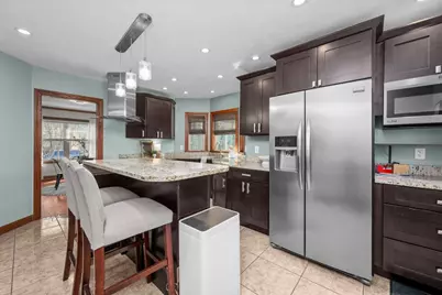 2405 23rd Avenue A, Moline, IL 61265 - Photo 12