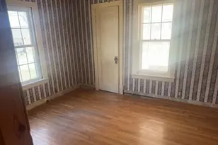 107 N 3rd St, Irvington, IL 62848 - Photo 10