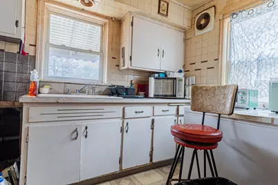 8026 S Fairfield Avenue, Chicago, IL 60652 - Photo 6