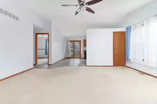 1801 Clearwater Ave, Bloomington, IL 61704 - Photo 6